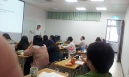 103.10.13民生學院學術系列講座-謝珮文副教授演講1圖片